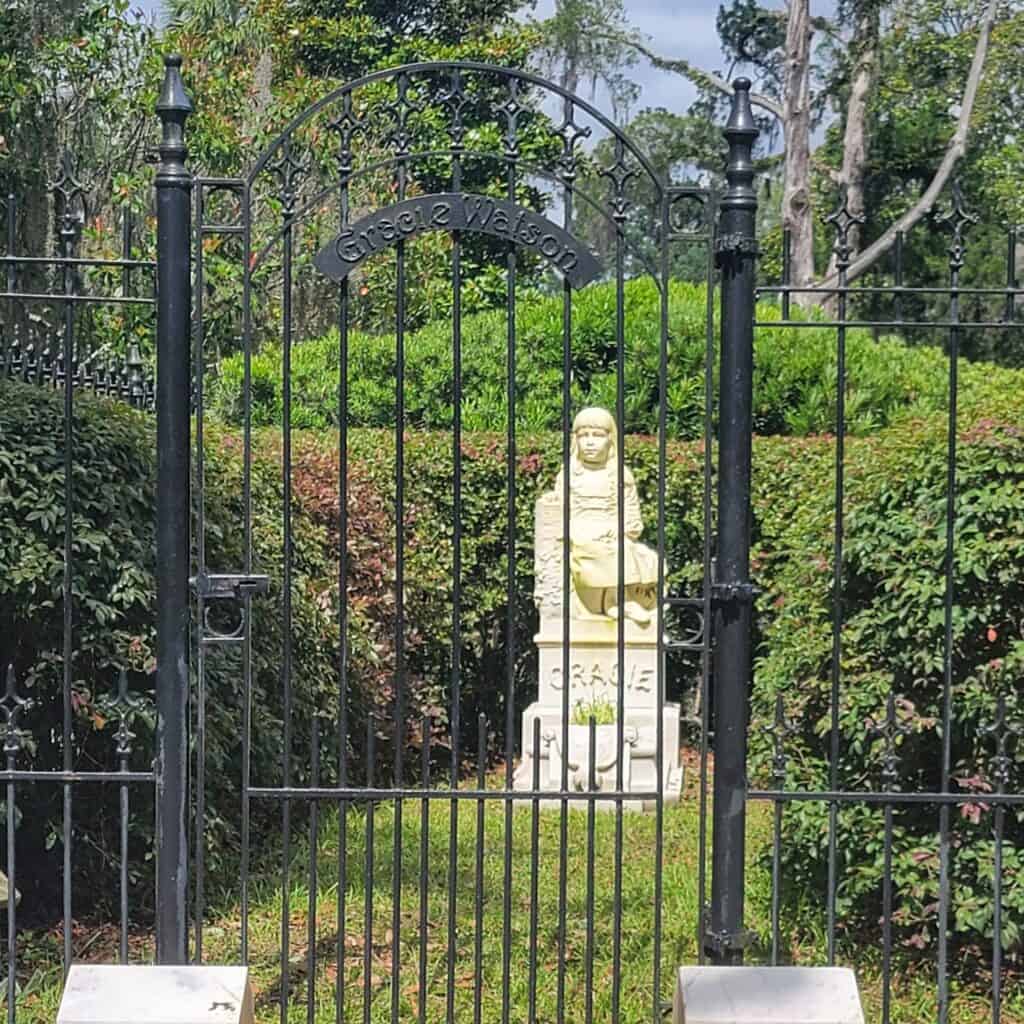 statue of Little Gracie Watson in Bonaventure Cemetery