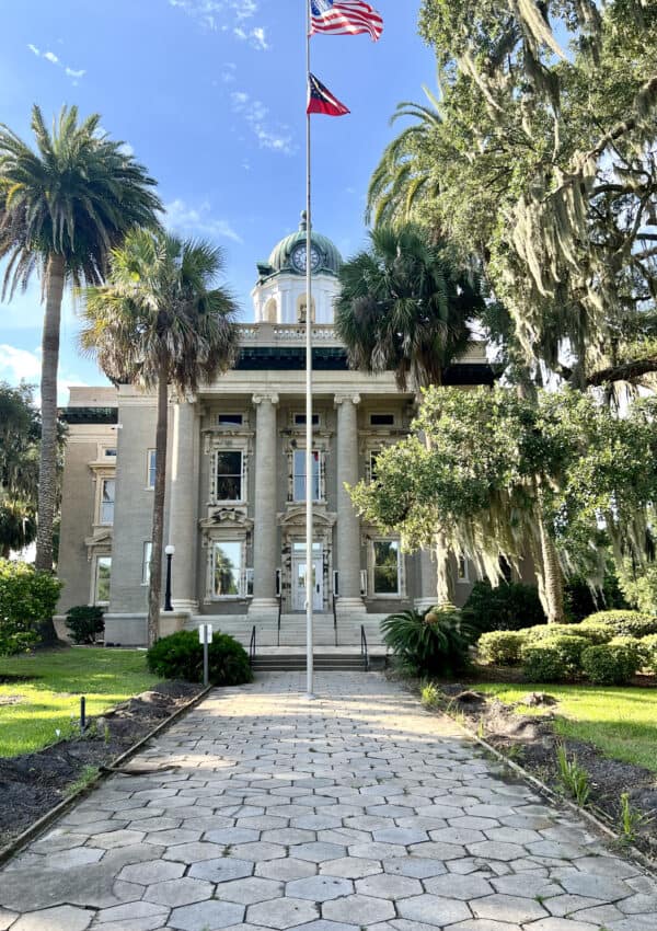 Old courthouse in Brunswick, GA