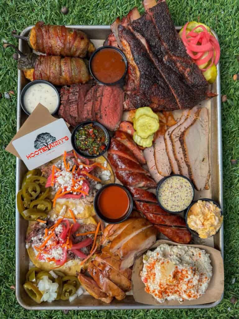 overead sot of tray of bbq and all the fixings.